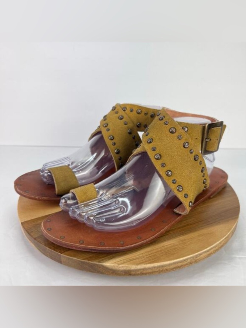 Free People Nassau studded suede tan sandals Size 6.5